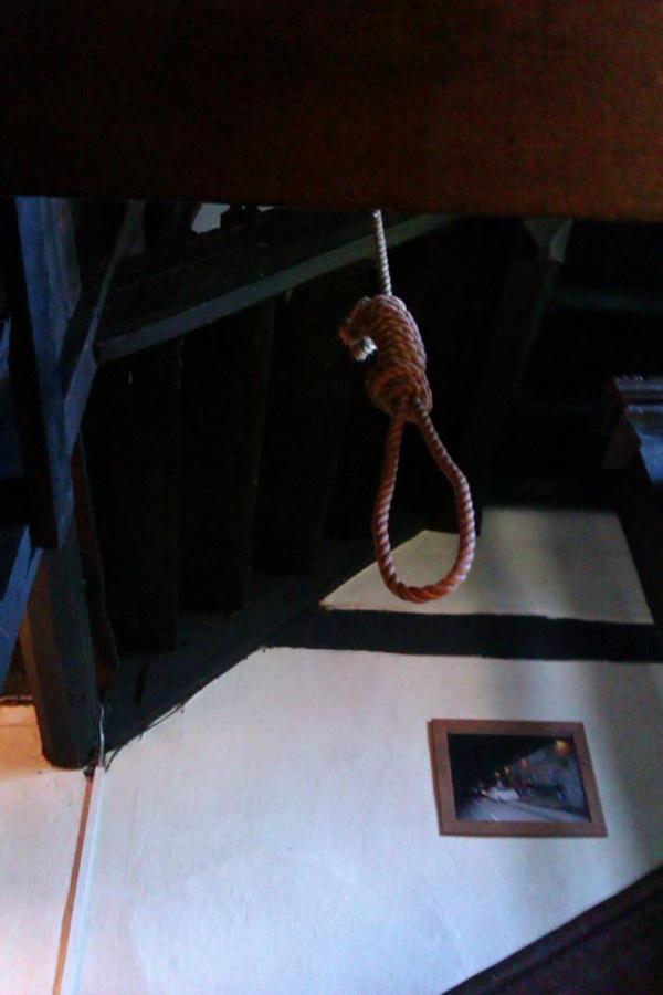 Rợn tóc gáy khám phá 5 địa điểm kinh dị nhất dịp Halloween-4