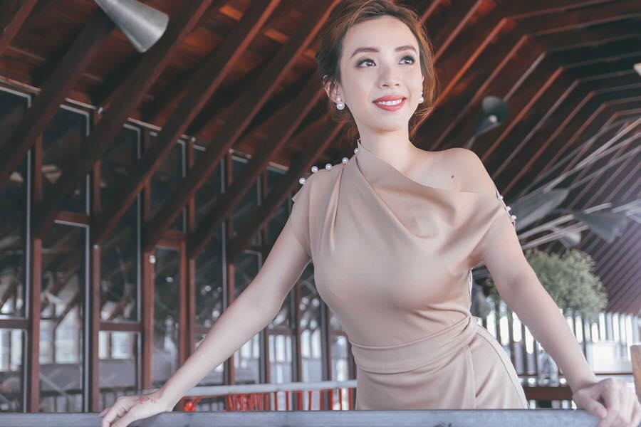 Tin sao Việt 21/10: Không cần ăn ngon mặc diện, Linh Chi triết lý về giàu có thực sự-2