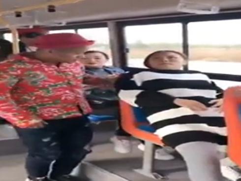 Tin vịt: Đàn ông yếu đi khi thấy gái mặc bikini?-2