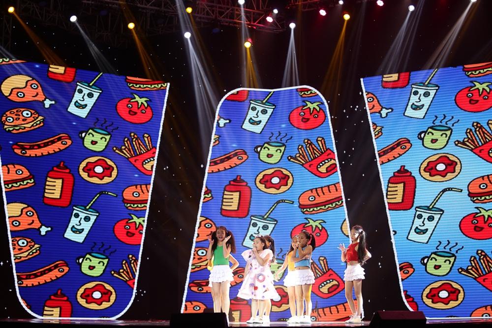 Giọng hát Việt nhí: Hương Tràm khóc sướt mướt khi phải loại thí sinh-1