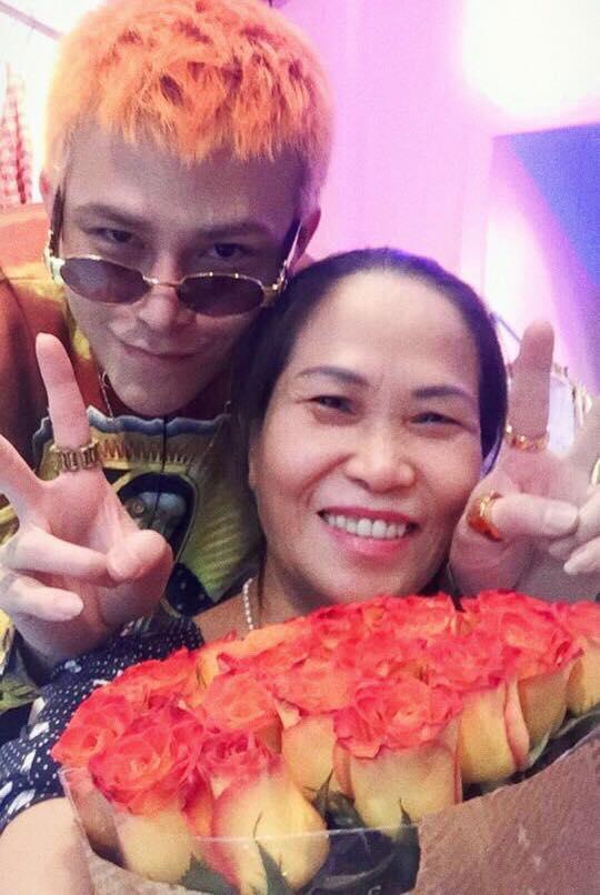 Hot girl - hot boy Việt 22/10: Hot girl Trang Cherry khoe ảnh giường chiếu-5