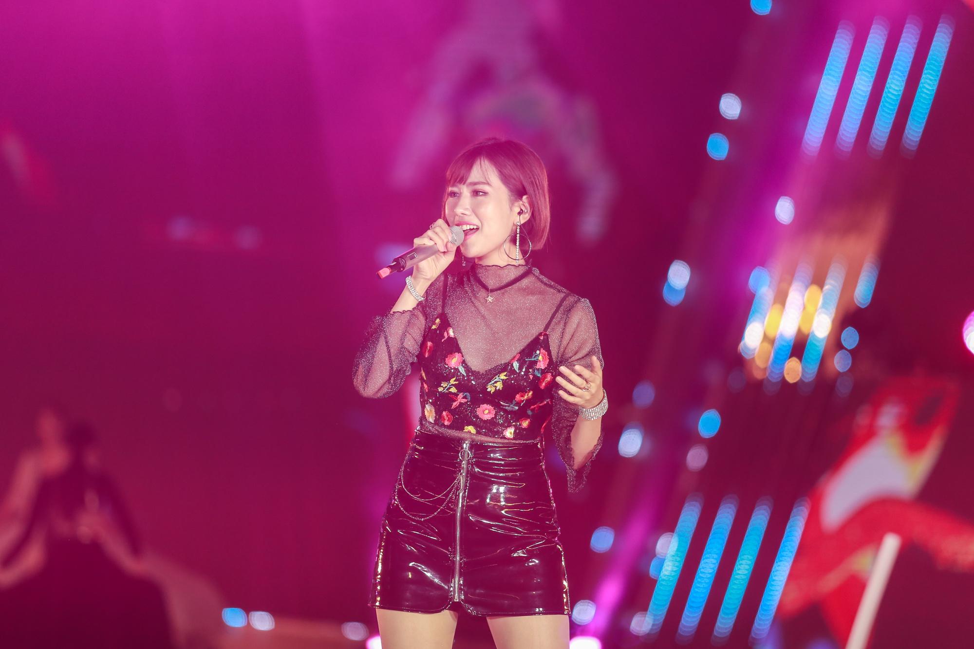 Khán giả tiếc nuối khi Mỹ Tâm không trình diễn loạt hit triệu views-3