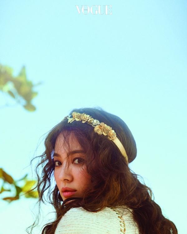 Song Hye Kyo đeo nhẫn kim cương, sắm đồ nội thất với Song Joong Ki-3