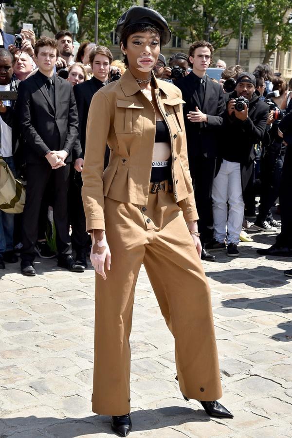 Những bí quyết diện mũ nồi đúng chuẩn thời trang-3