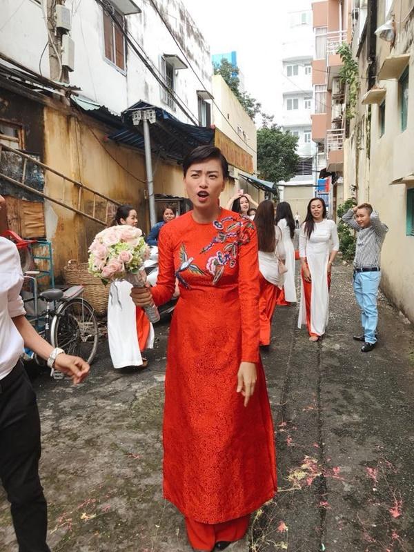 Dân mạng xôn xao trước hình ảnh Ngô Thanh Vân mặc áo dài trong lễ rước dâu-3