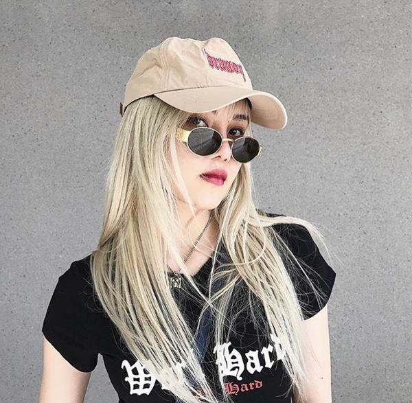 Mỹ nhân Việt nâng tầm đẳng cấp với loạt phụ kiện chất chơi-9