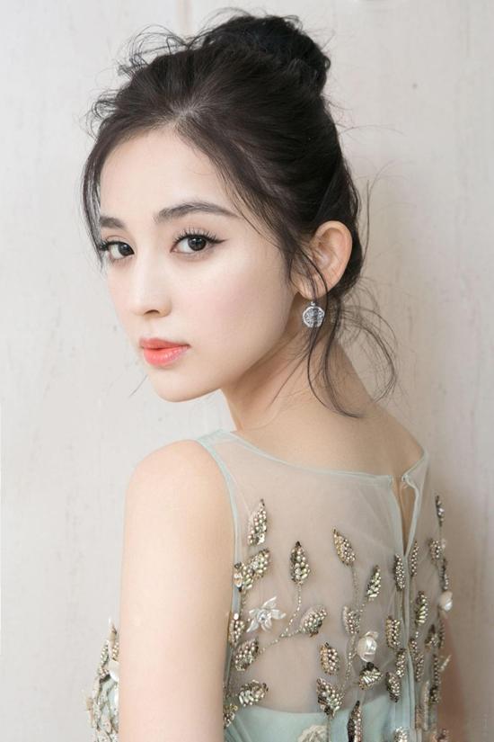 Dương Mịch - Triệu Lệ Dĩnh - Cổ Lực Na Trát: Ai xứng đáng vào vai Tiểu Long Nữ?-8