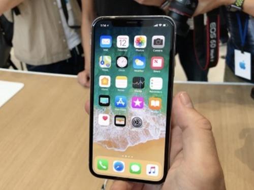 iPhone X giá nghìn USD: Đẹp, nhưng không thú vị