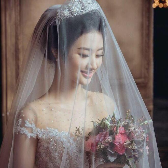 Hoa hậu Thu Ngân bất ngờ khoe con trai 2 tháng tuổi với chồng đại gia-4