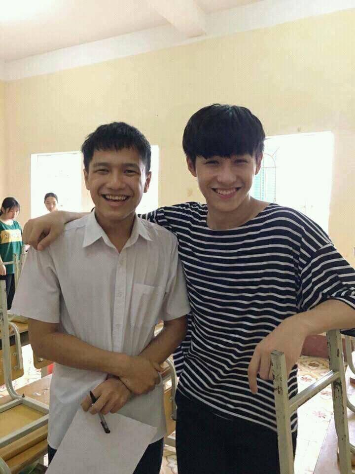 Nam sinh Yên Bái cực điển trai nổi tiếng rần rần sau bức ảnh chụp dìm hàng cậu bạn thân-1