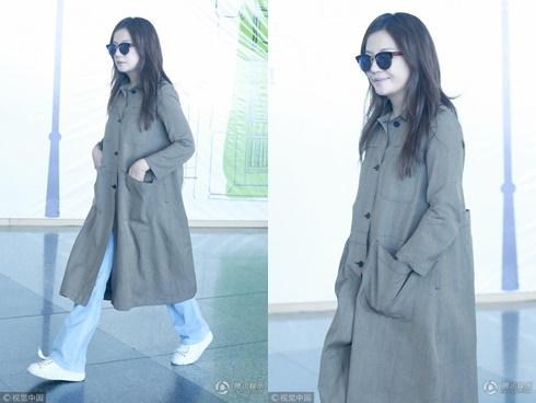 Để mặt mộc kém sắc, ăn vận xuề xòa thế này chẳng ai biết đây là Triệu Vy