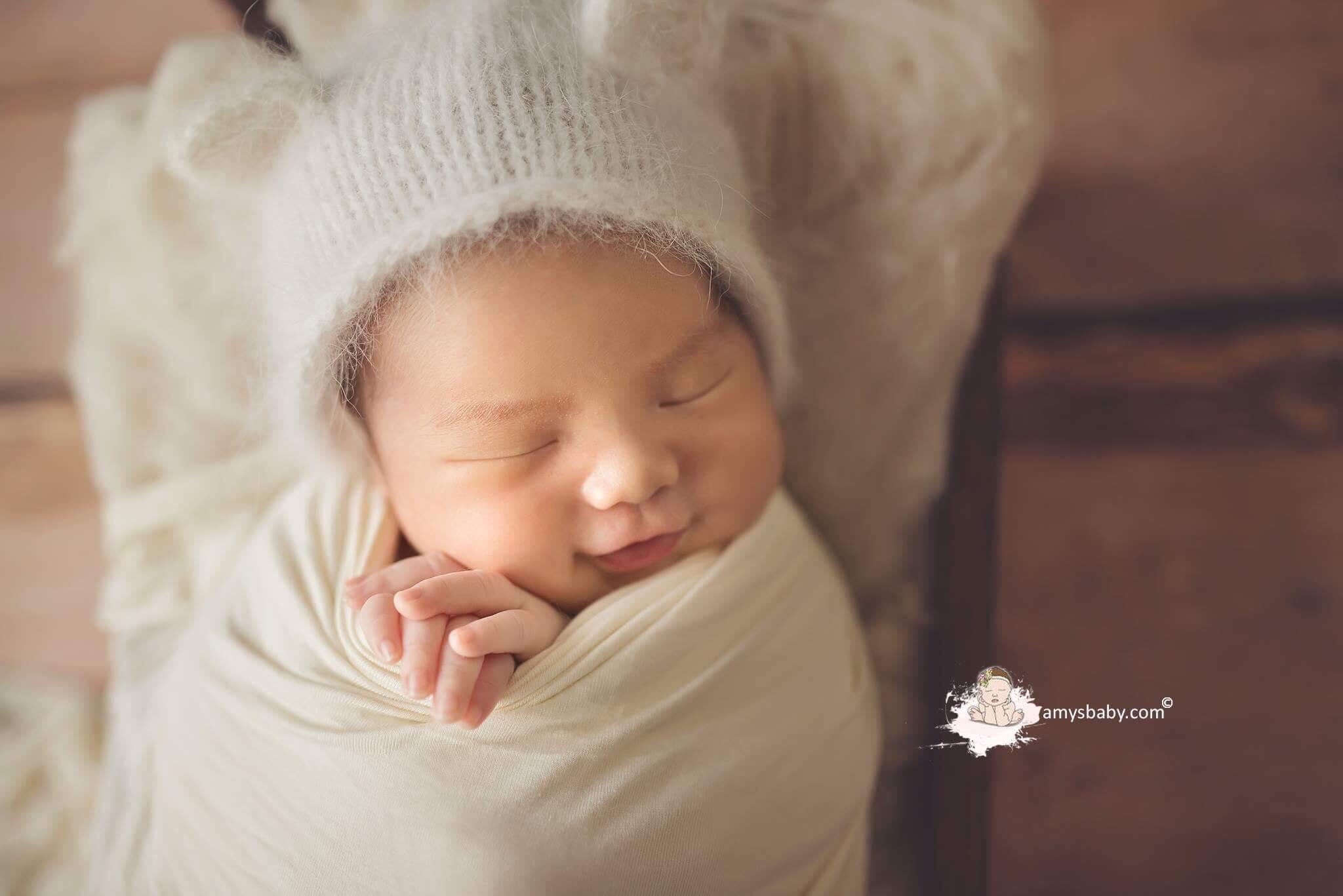 Hot girl - hot boy Việt 24/10: Bị ám ảnh bởi Đừng hỏi em...vì sao, Yến Tatoo đòi tiễn chị Tâm-1