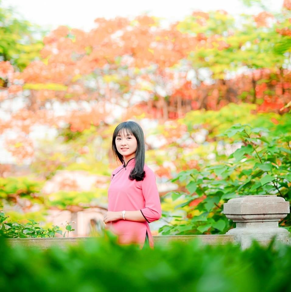 Cô gái xinh đẹp náo loạn Facebook vì hát quan họ ngọt ngào-5