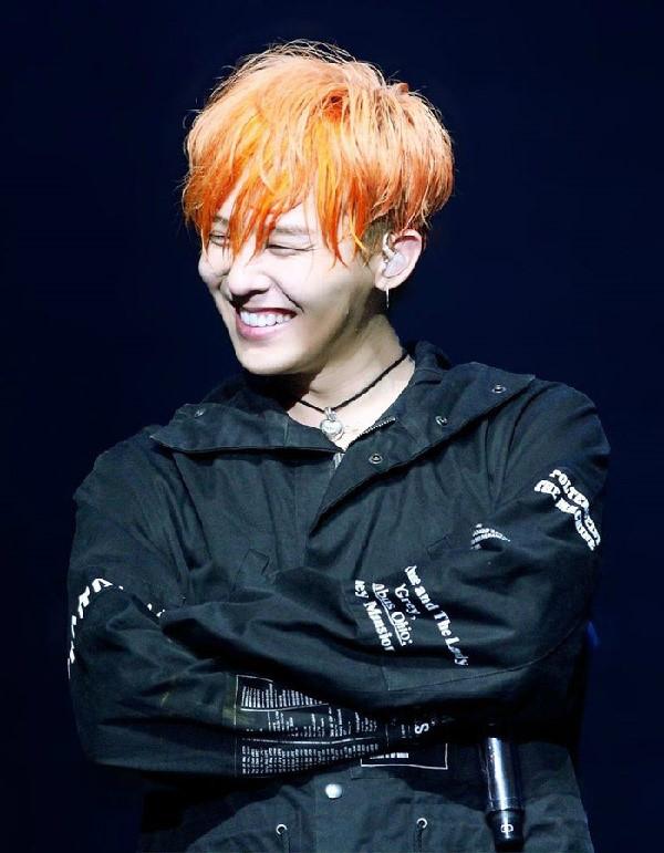 Sao Hàn 24/10: Nữ hoàng sexy Kim Hye Soo lột xác cực ngầu-2