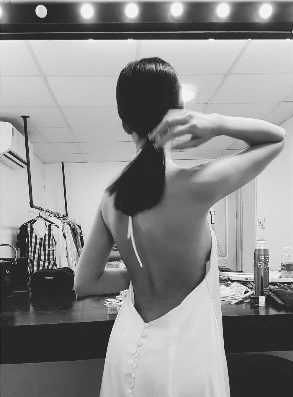 Tin sao Việt 24/10: Chết cười xem Thu Trang bóc mẽ tình trạng nợ nần của Kiều Minh Tuấn-7