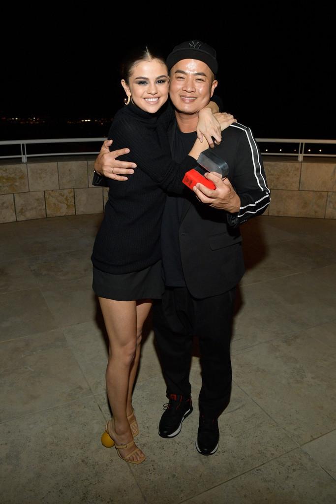 Selena Gomez chứng minh: Dù không cao nhưng eo thon dáng chuẩn thì vẫn gợi cảm hút hồn!-5