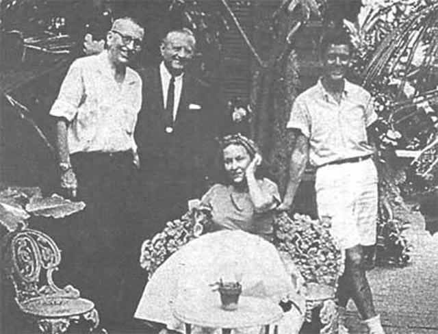 Câu chuyện lạnh gáy xung quanh con búp bê bị ma ám nổi tiếng nhất thế giới-3