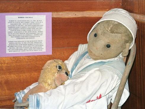 Sự thật rùng rợn sau những con búp bê ma ám nổi tiếng-8