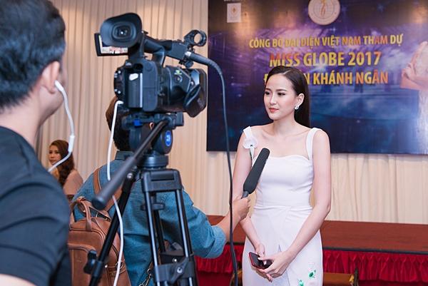 Sau 7 tháng rèn luyện, Hoa khôi Khánh Ngân tự tin tham dự Miss Globe 2017-3