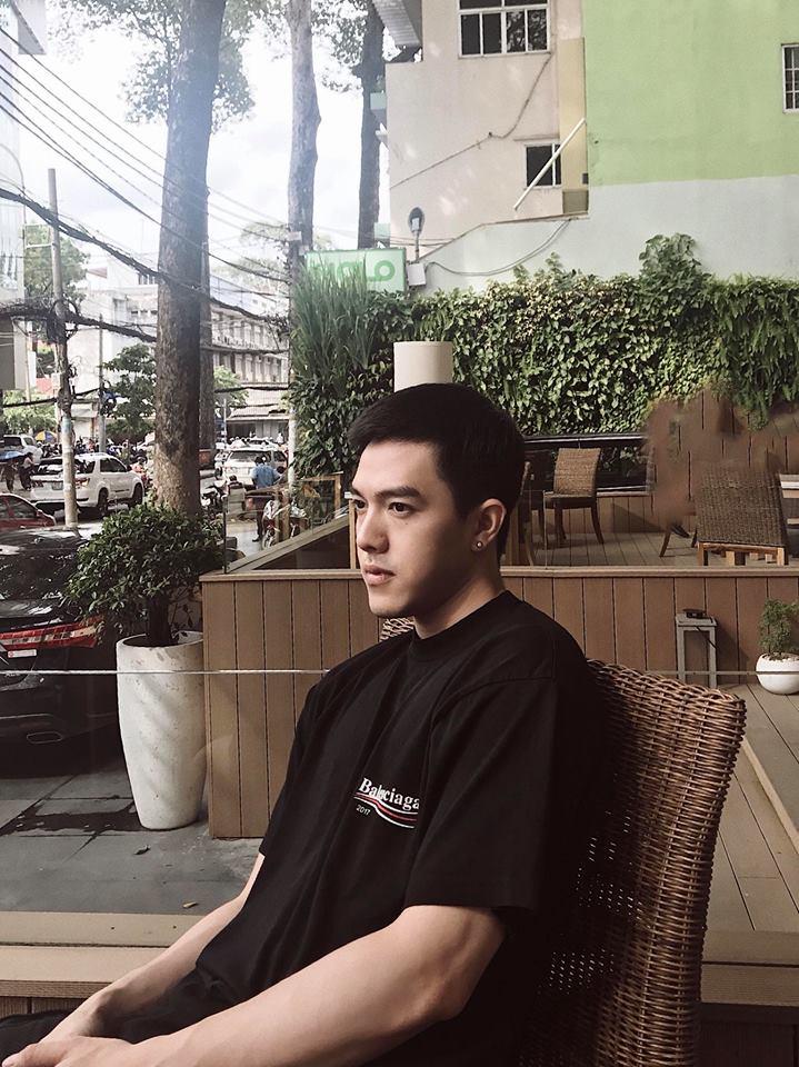 Hot girl - hot boy Việt 25/10: Yến Tatoo hờn dỗi cả thế giới vì cặp lông mày như bị khuyết-8