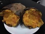 Bánh cuộn khoai lang kèm hành tây caramel sốt pesto-3