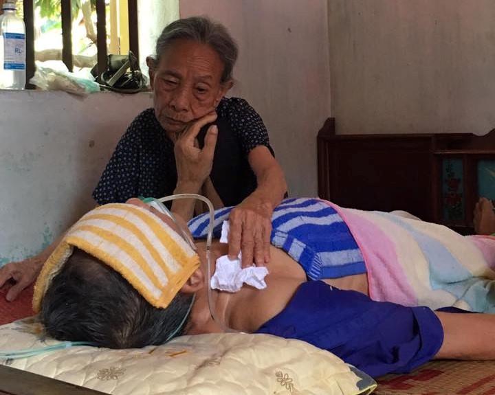 Những hình ảnh cảm động về tình yêu tuổi xế chiều-6