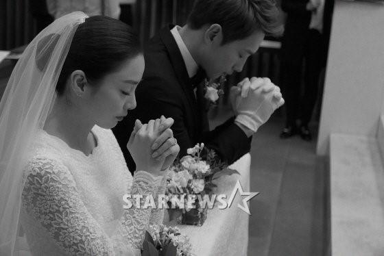 HOT: Kim Tae Hee đã hạ sinh con gái đầu lòng-3