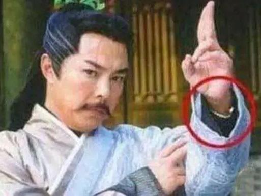 Sao Hoa ngữ nhận giải quốc tế: Trò cười của công chúng bởi diễn xuất chưa đủ tầm-7