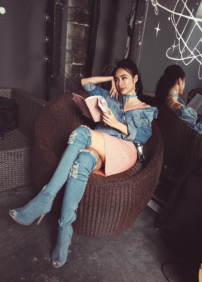 Khám phá gu thời trang sành điệu của Angela Phương Trinh trong Glee-7