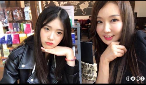 Bà mẹ U50 trẻ đẹp đi cùng con gái khiến người ngoài lầm tưởng hai chị em-5