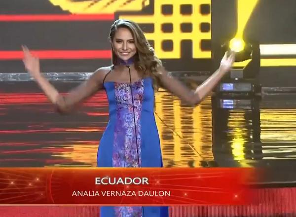 Huyền My cùng dàn thí sinh chào sân đầy khí thế-4