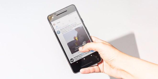 Chưa kịp tiêu diệt iPhone, bom tấn Pixel 2 XL đã khiến Google xấu hổ-2