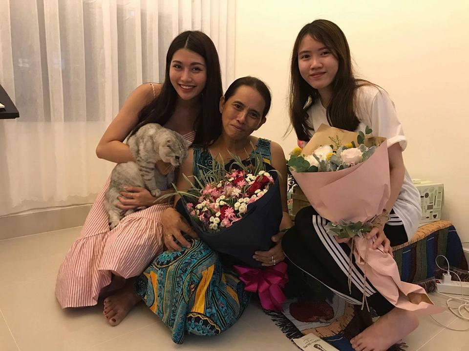 Hot girl - hot boy Việt 26/10: Ngân 98 khoe vòng 3 bốc lửa không thua kém Kim Kardashian-4