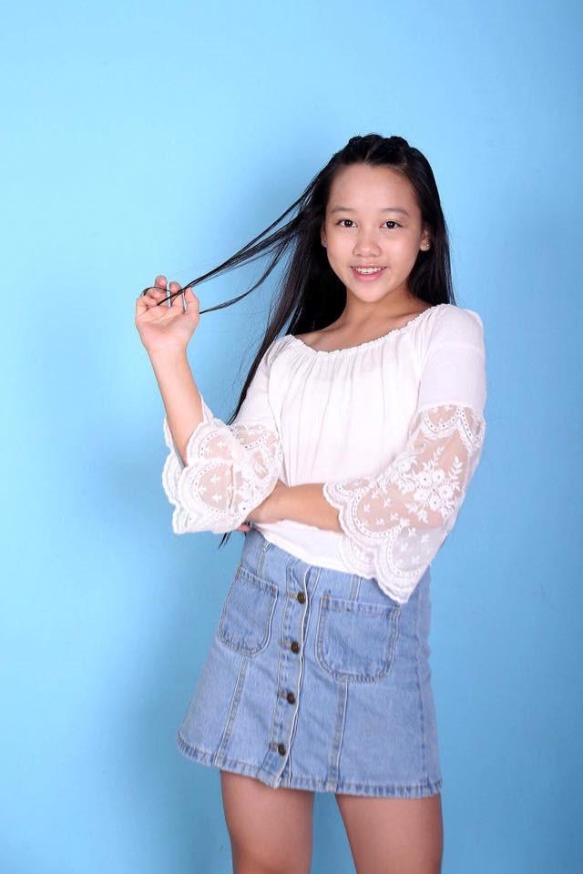 Cô bé 13 tuổi cover Đừng hỏi em được khen có chất giọng ngọt ngào-2