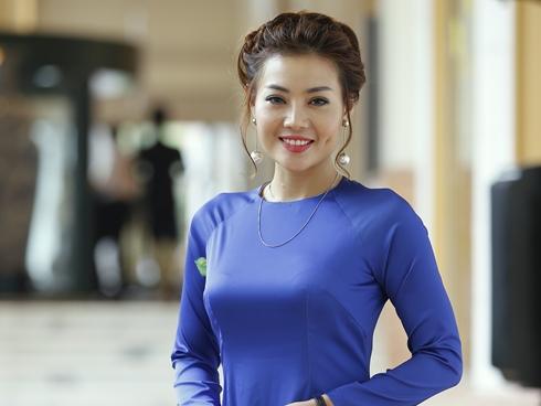 Thanh Hương 'Người phán xử' dạy đồng nghiệp nam đóng cảnh nóng