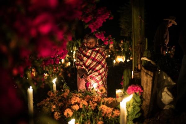 Những phong tục đón Halloween độc đáo không tưởng trên thế giới-6