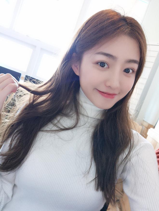 Nhan sắc không thể ngọt ngào hơn của hot girl triệu fan đến từ Trung Quốc-6