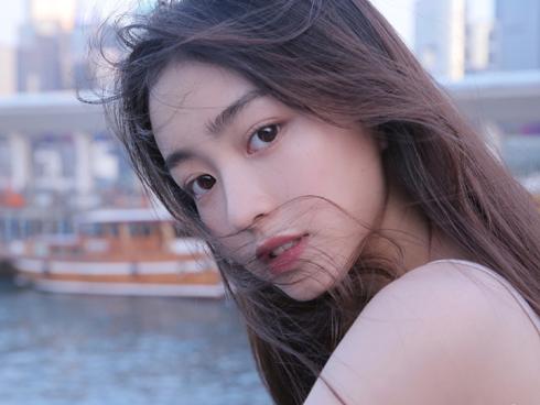 Nhan sắc không thể ngọt ngào hơn của hot girl triệu fan đến từ Trung Quốc