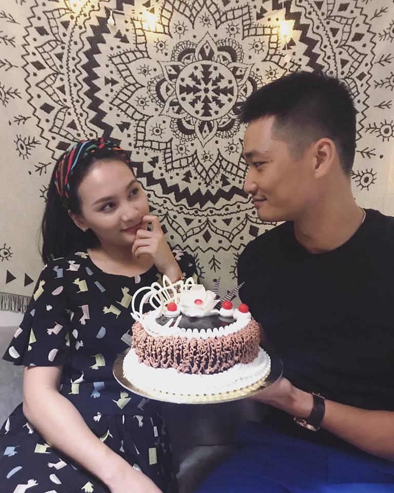 Tin sao Việt 26/10: Bảo Thanh phàn nàn khi chồng tặng bánh sinh nhật không ghi chữ-1