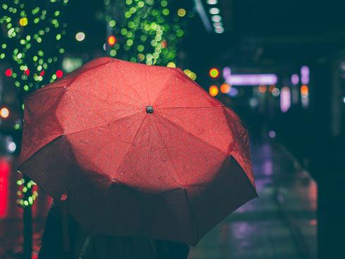 Phụ nữ khi yêu có thể chịu nhiều thiệt thòi, nhưng sẽ không thể chịu đựng sự vô tâm