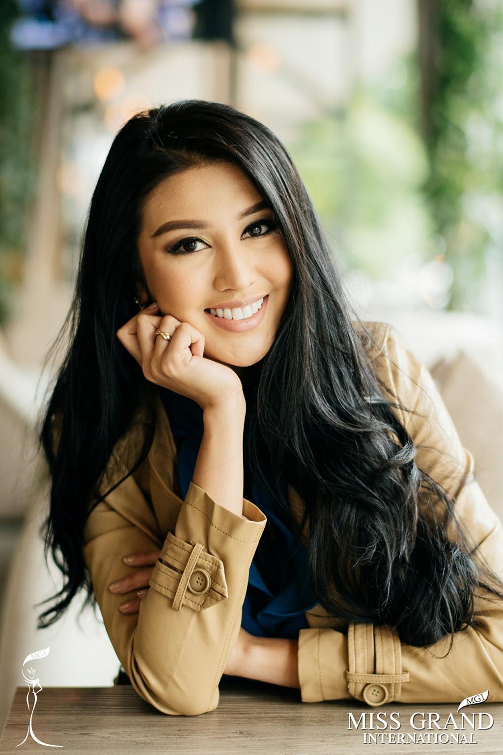 Nhìn lại khoảnh khắc đáng nhớ nhất đêm chung kết Miss Grand International 2017-12