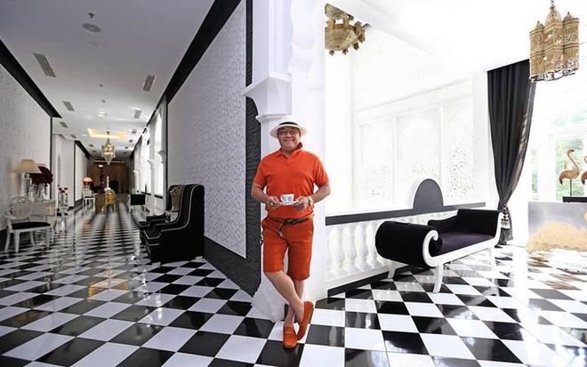 Người đầu tiên phanh phui cửa hàng Khaisilk bán lụa Trung Quốc: Tôi rất sốc và bất bình với việc làm của ông Hoàng Khải-4