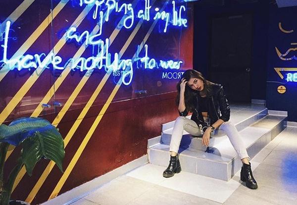 Học cách diện đồ thể thao vừa chất vừa gợi cảm như Đồng Ánh Quỳnh-10