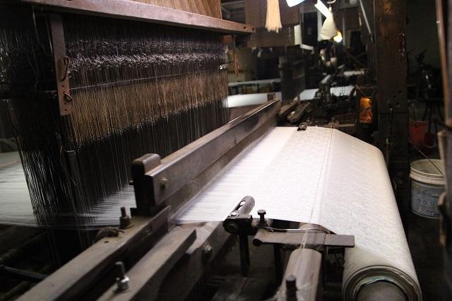 Đến Vạn Phúc xem cận cảnh quy trình sản xuất lụa tơ tằm ở làng nghề 1.000 năm tuổi-13