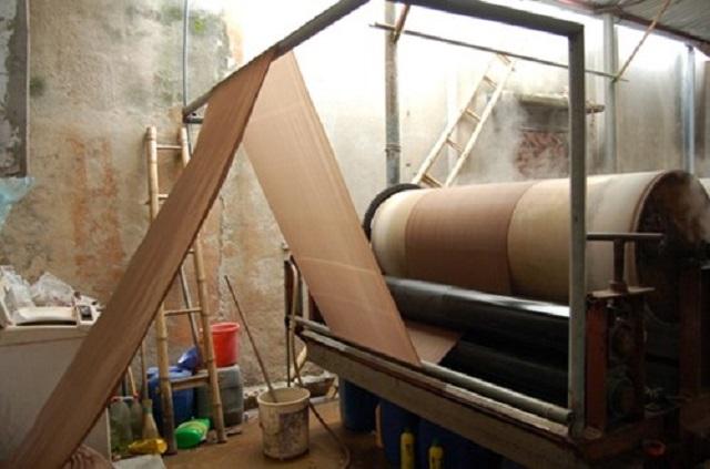 Đến Vạn Phúc xem cận cảnh quy trình sản xuất lụa tơ tằm ở làng nghề 1.000 năm tuổi-15