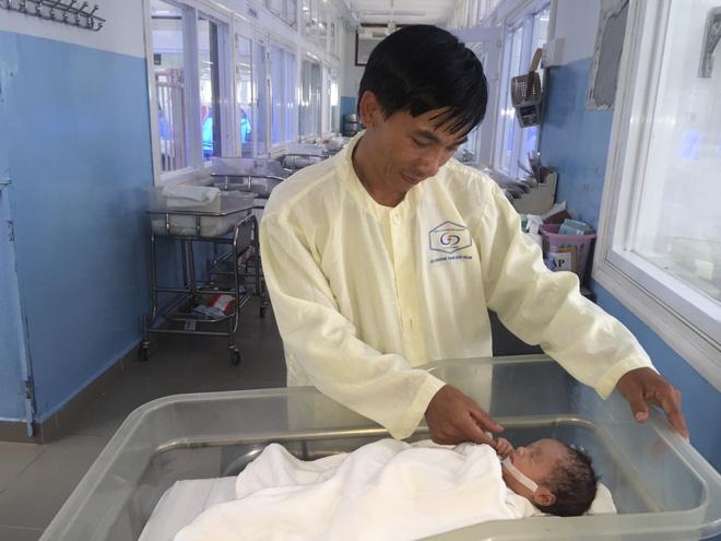 Sự sống mong manh của nữ giáo viên quyết đánh đổi mạng sống của mình để con được chào đời-2