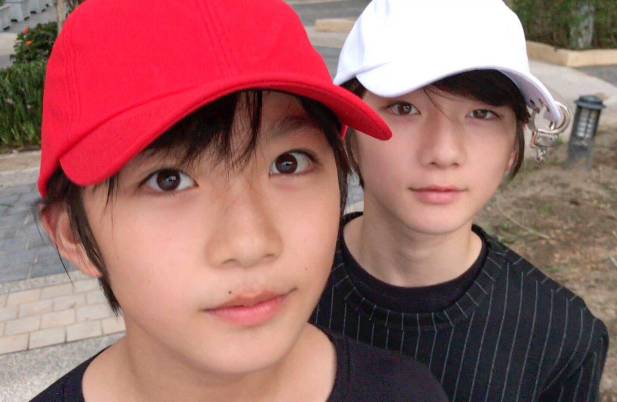 Cặp con lai người Nhật mới ít tuổi đã đẹp từ anh đến em, muốn không hot cũng khó-5