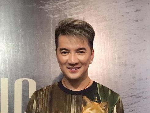 Tin sao Việt 28/10: Bất ngờ với gương mặt trút bỏ son phấn hoàn toàn của Phạm Hương-13