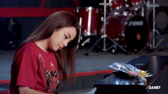 Glee: Angela Phương Trinh bị ba mẹ đuổi ra khỏi nhà vì mang thai với Rocker Nguyễn-4
