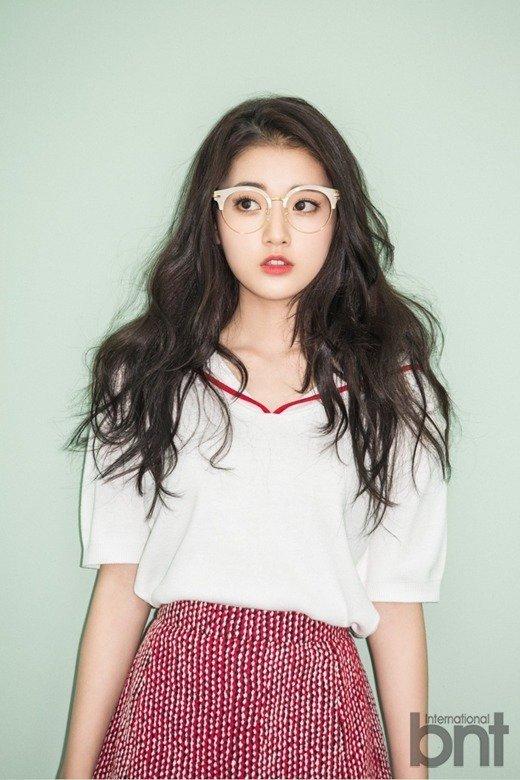 Thế hệ mỹ nhân Hàn sinh năm 1999-2000: Xinh đẹp, quyến rũ và cực kỳ tài năng-4